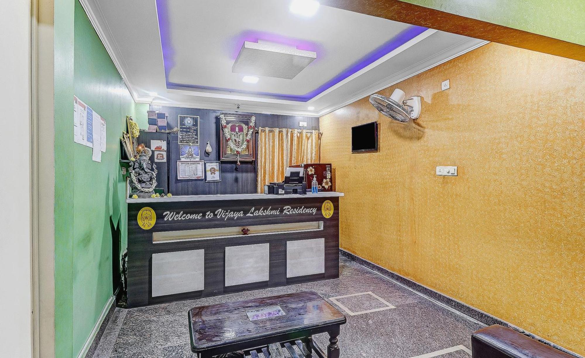 Collection O Vijaya Lakshmi Residency Near Ragigudda Sri Prasanna Anjaneyaswamy Temple Hotel Bangalore Eksteriør billede